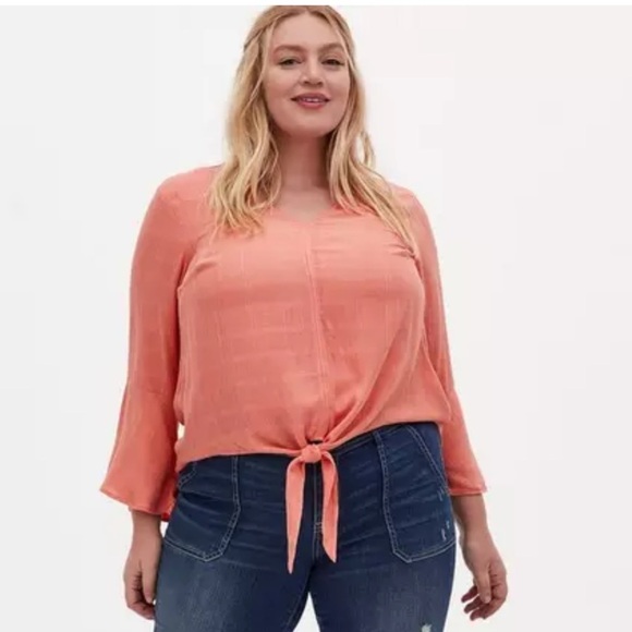 Torrid Coral Crabapple Textured Woven Tie-Front Top Size 00 10, M/L - Picture 1 of 13